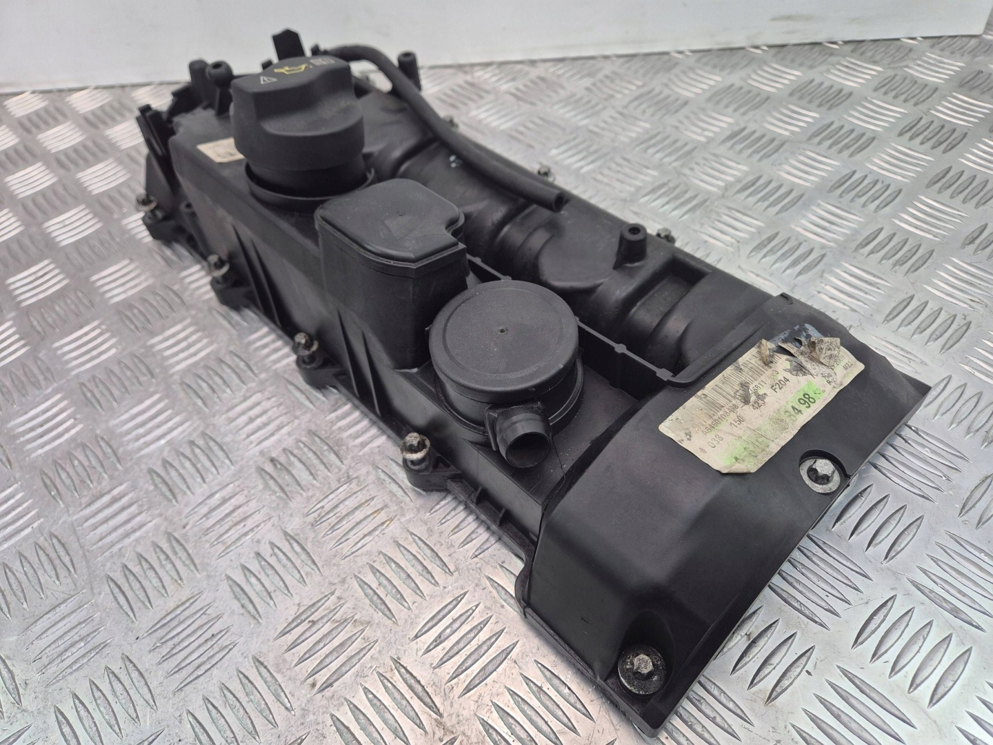 Mercedes C200 CDI W204 Abdeckung der Ventile A6460101130