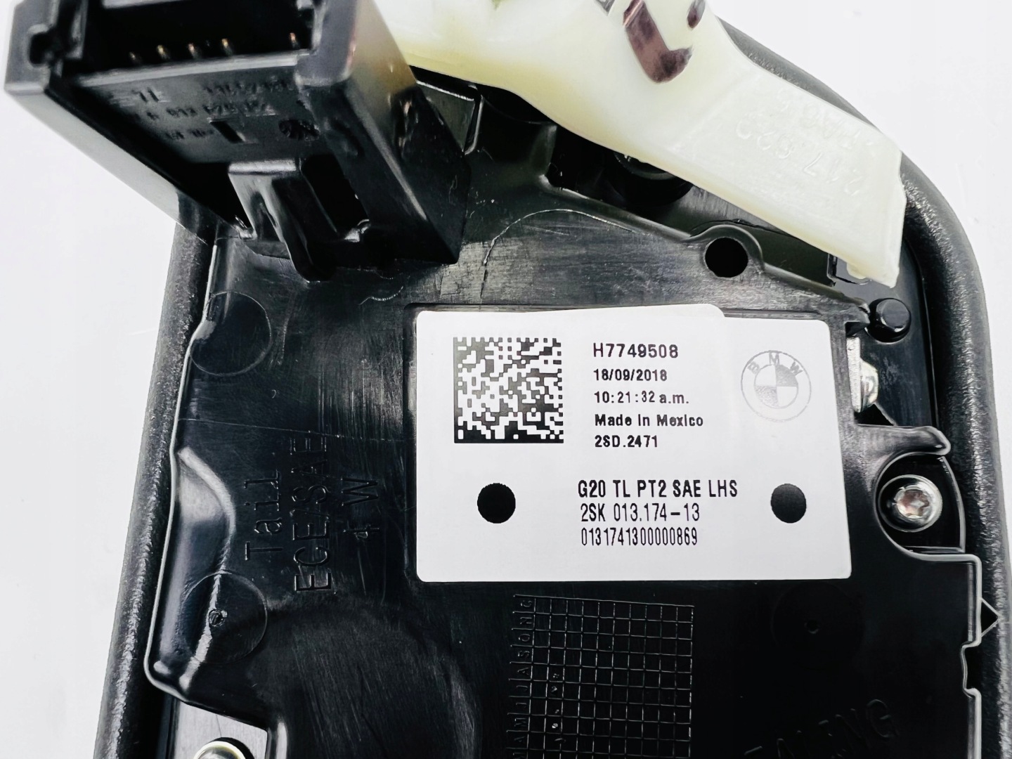 light to the bonnet right rear LED BMW G20 US 7749508
