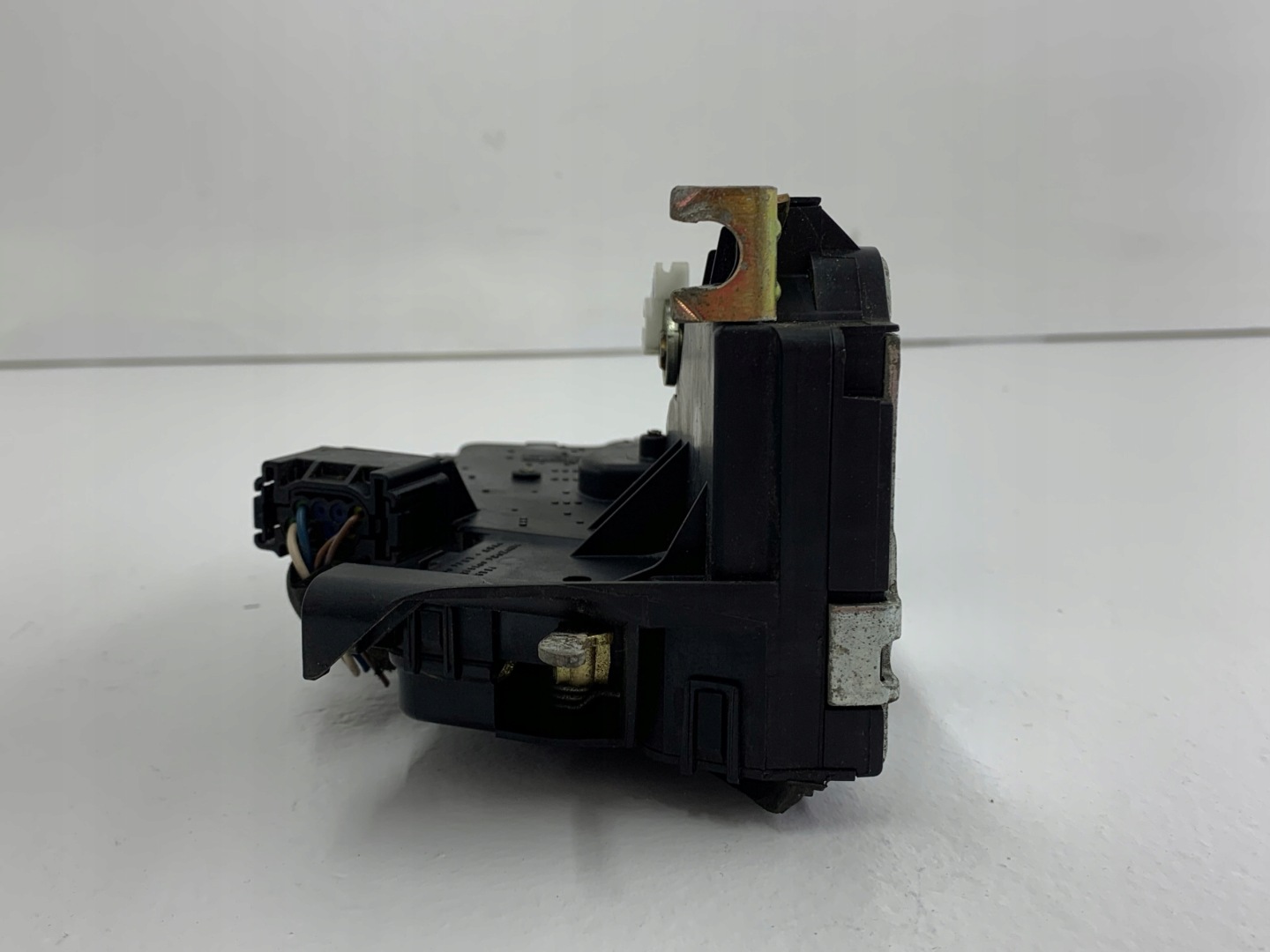 BMW E46 lock door left rear part rear