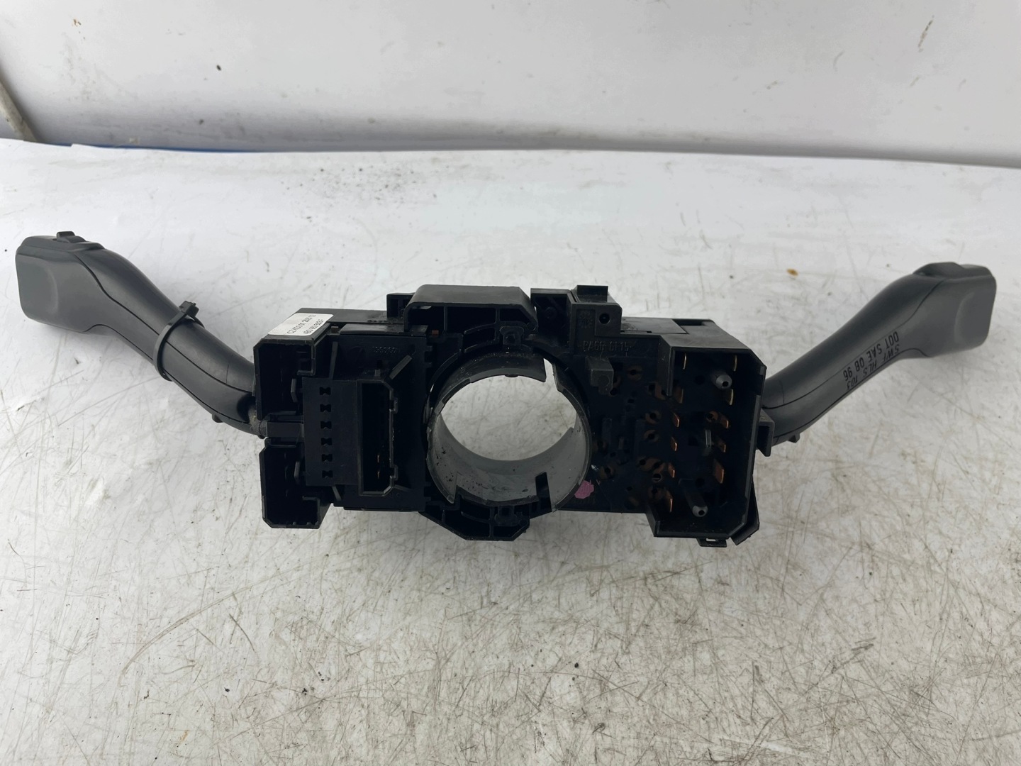commande levier commodo sous volant 4BO 953 503 F Skoda Fabia 6Y2