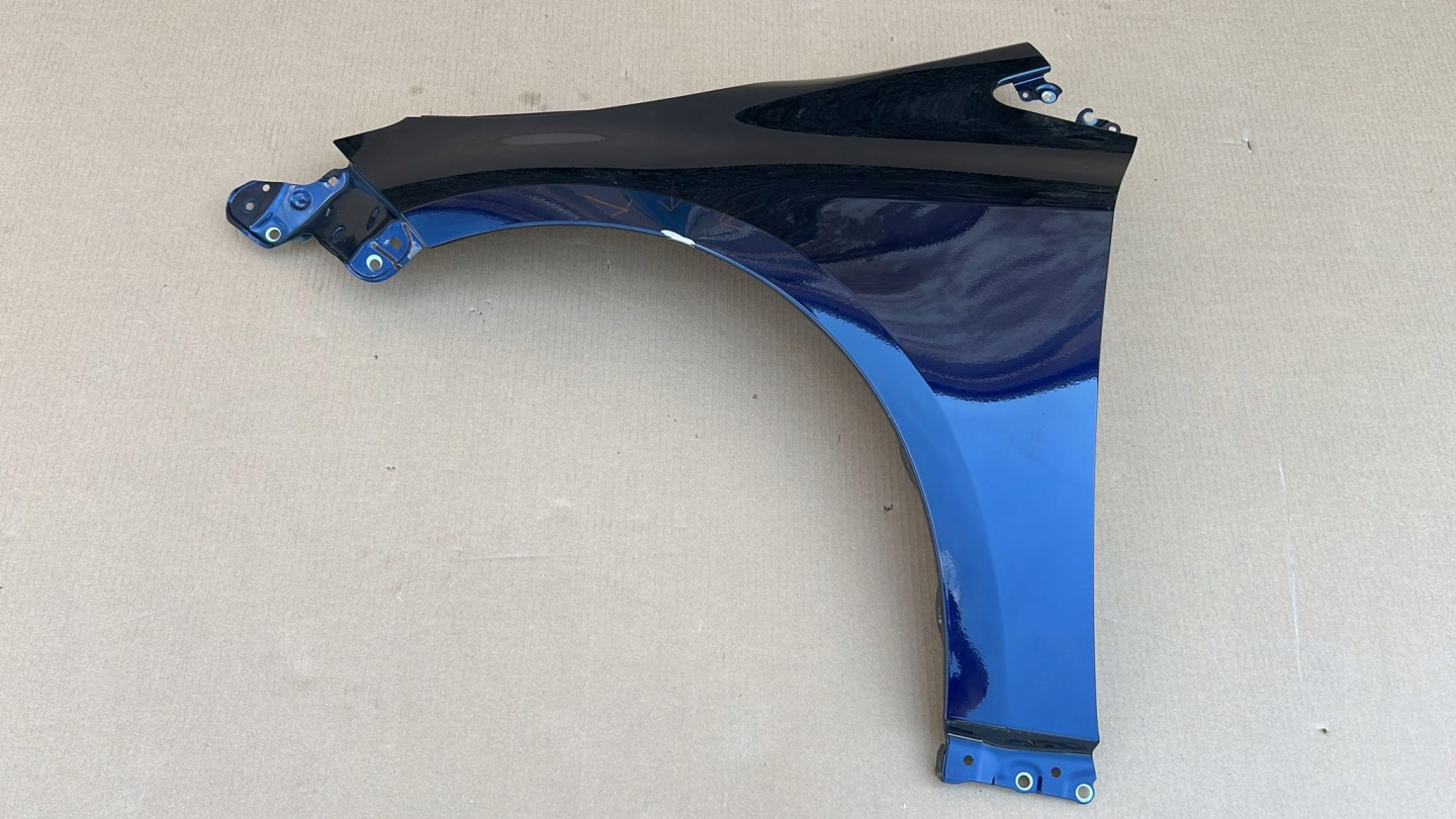 fender left front front TOYOTA COROLLA E21 KOMBI HB 19