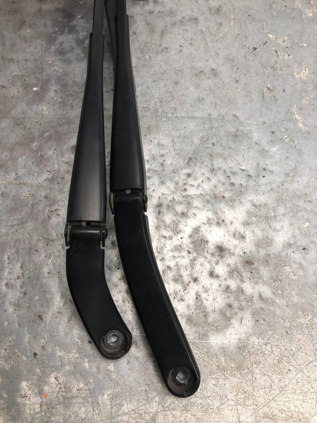 Bracci tergicristallo AUDI A4 B8 LIFT 8K1955408 8K1955407