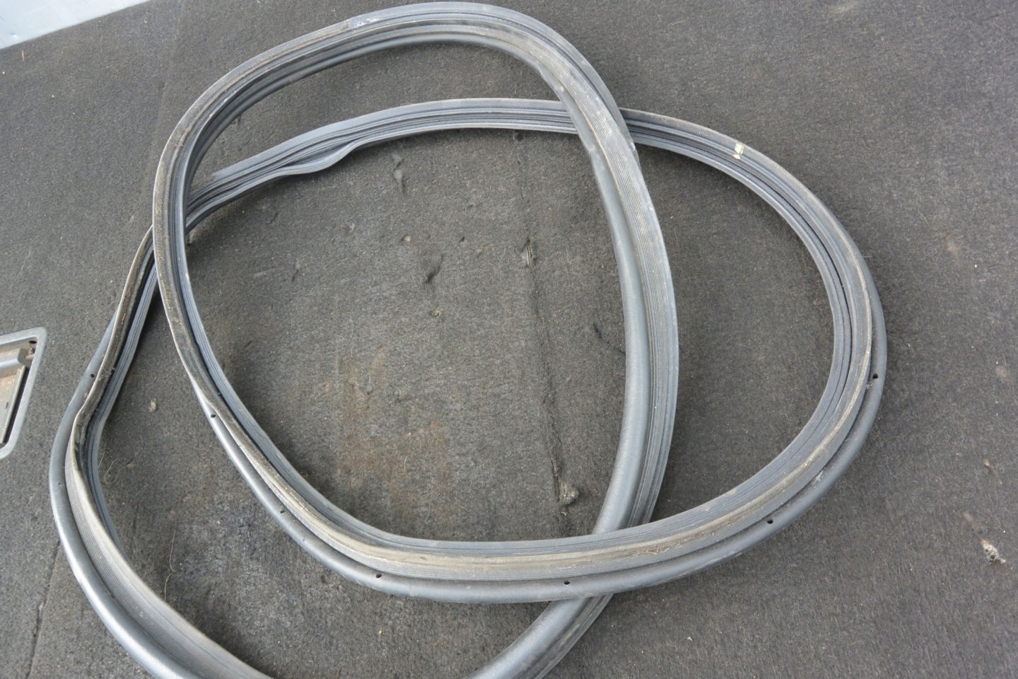 gasket bonnet boot rear part LEXUS GS III MK3