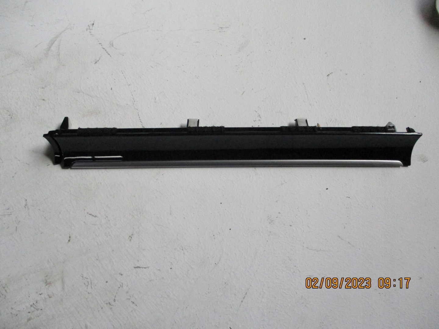 DEKOR frame KIA SORENTO III 84785-C5000