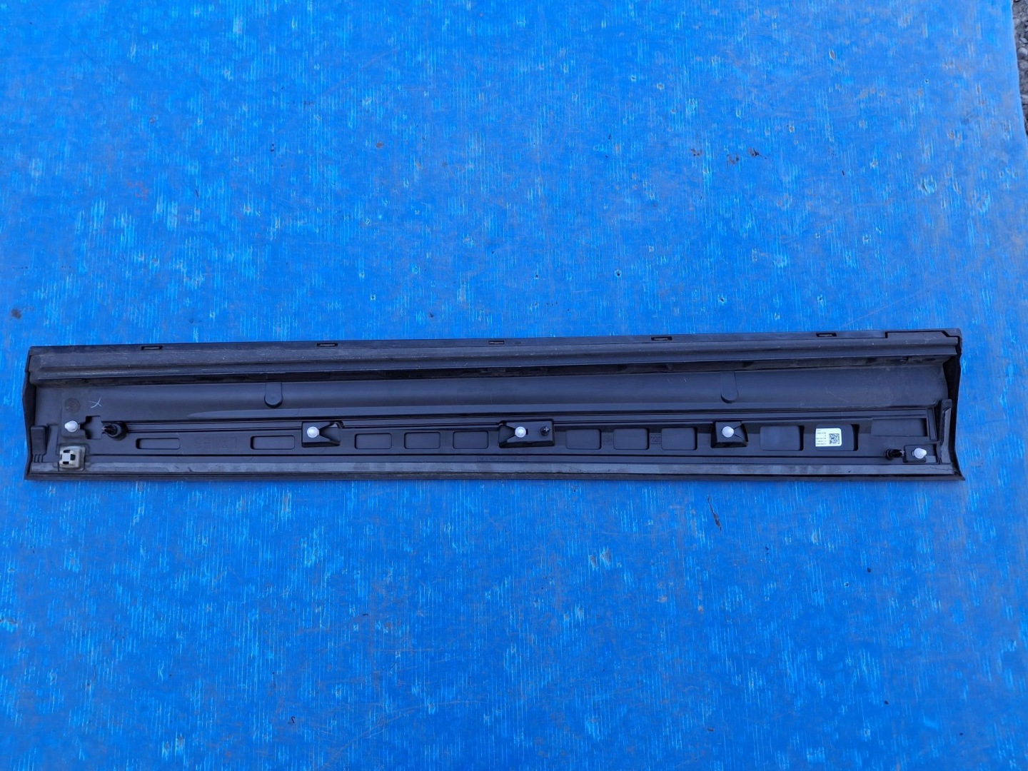 moulding for door left front AUDI Q2 S-LINE 2016R->