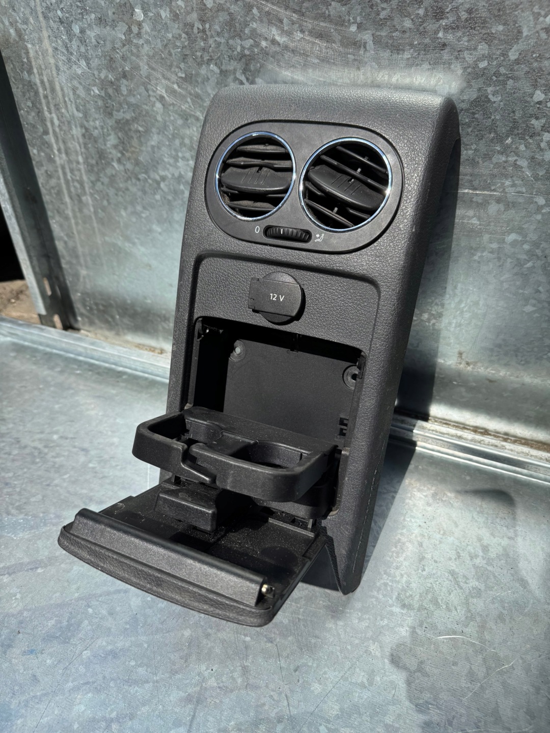 armrest VOLKSWAGEN GOLF V plus (2005-2008) EUROPA