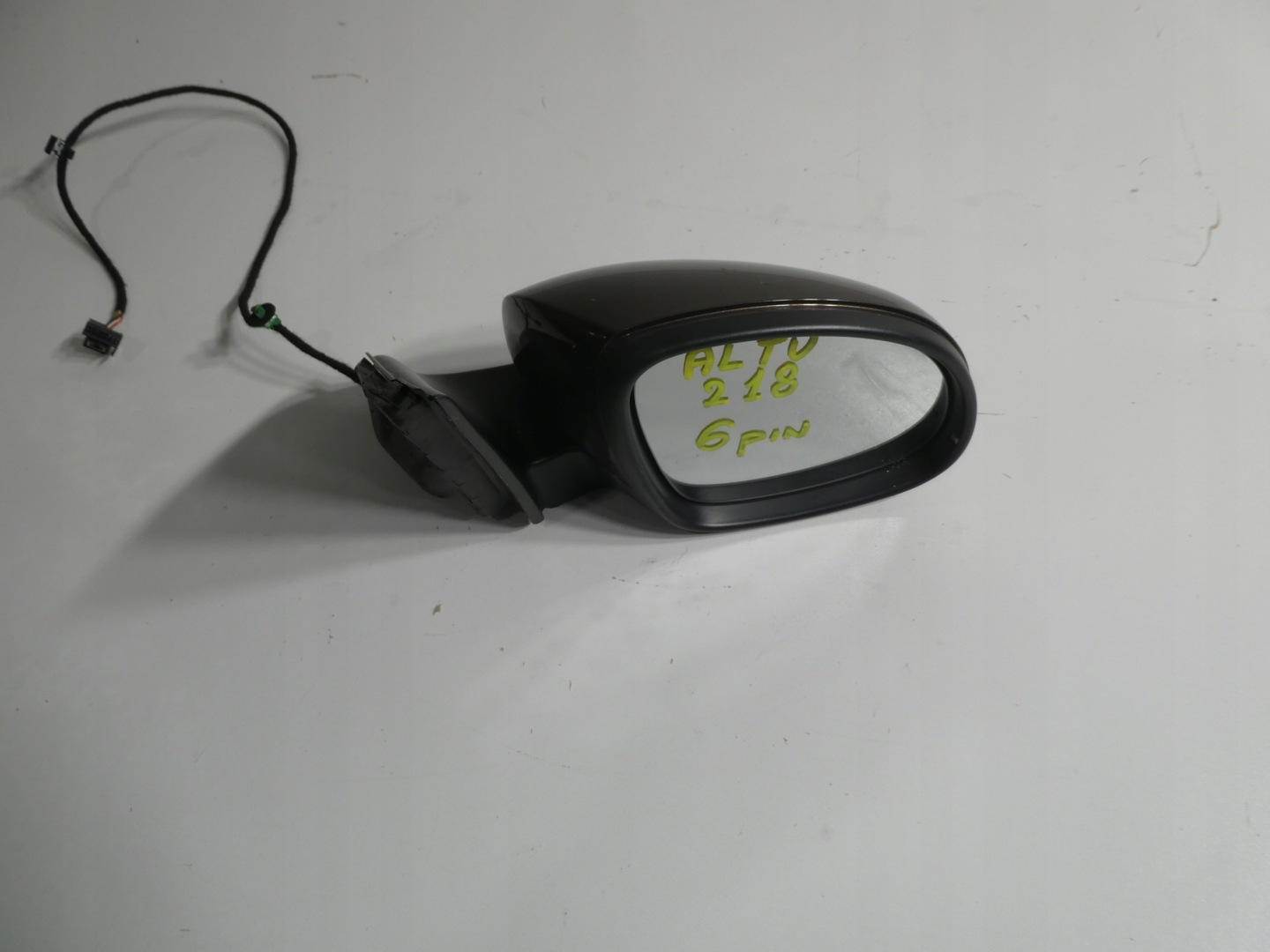 VW TIGUAN mirror right 5N0857934 6PIN
