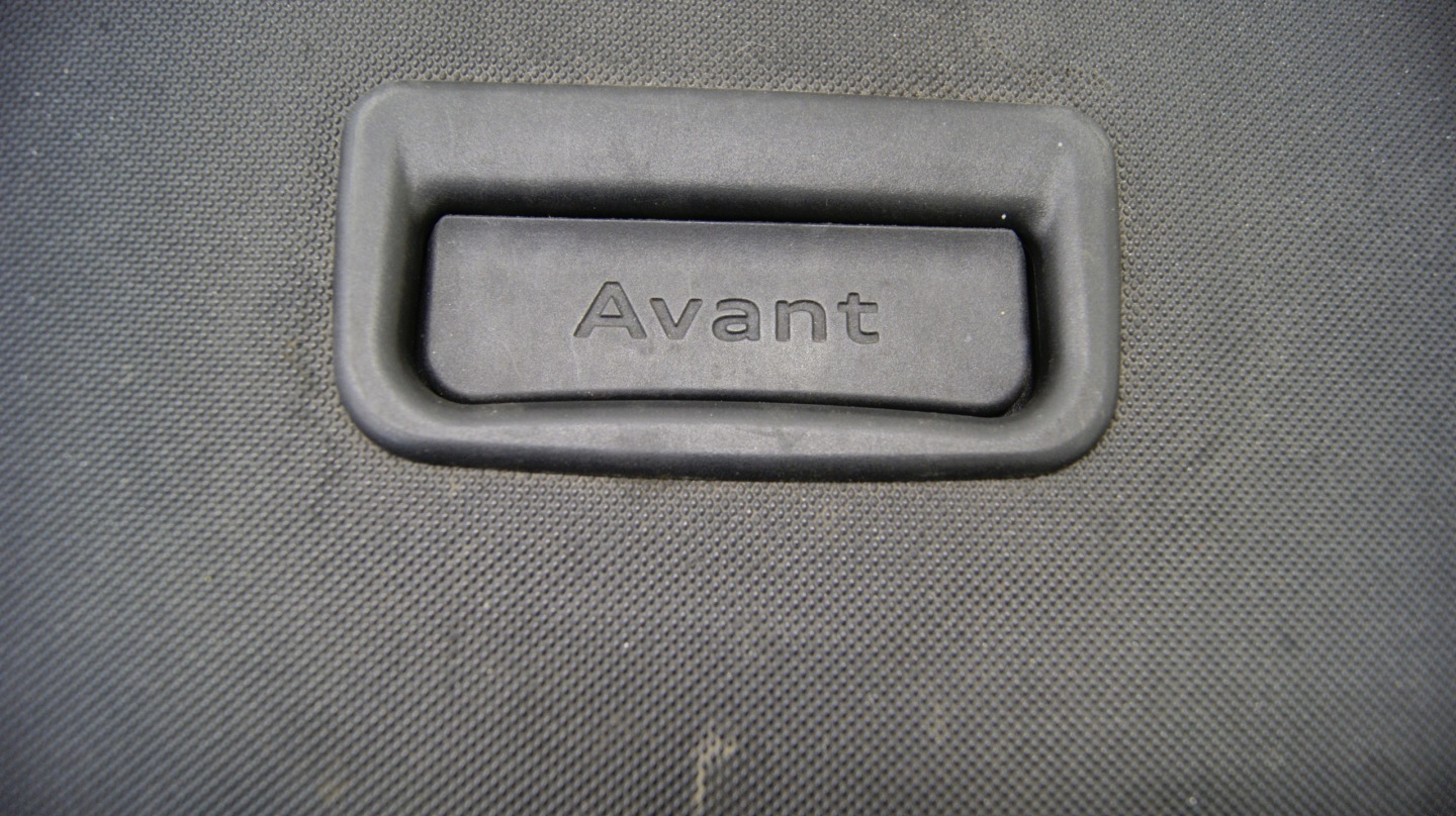 blinds boot AUDI A4 B8 2012