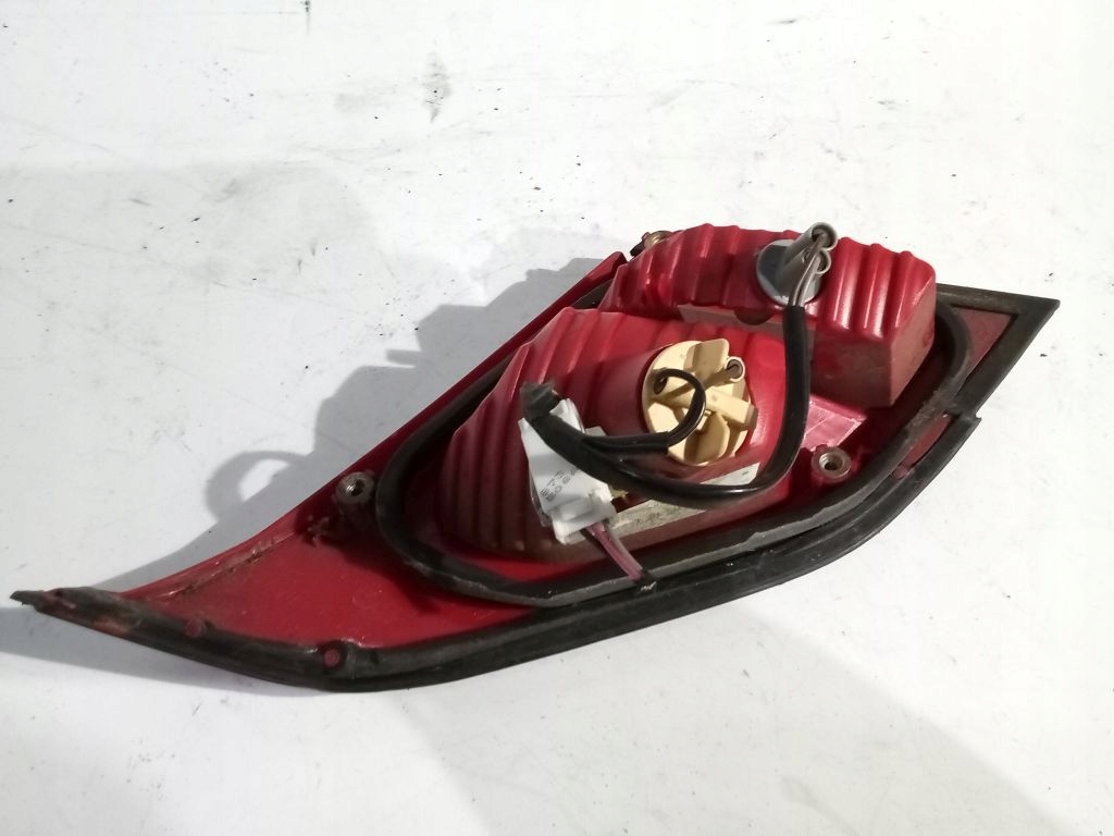 Brilliance BS4 light left rear part rear to the bonnet