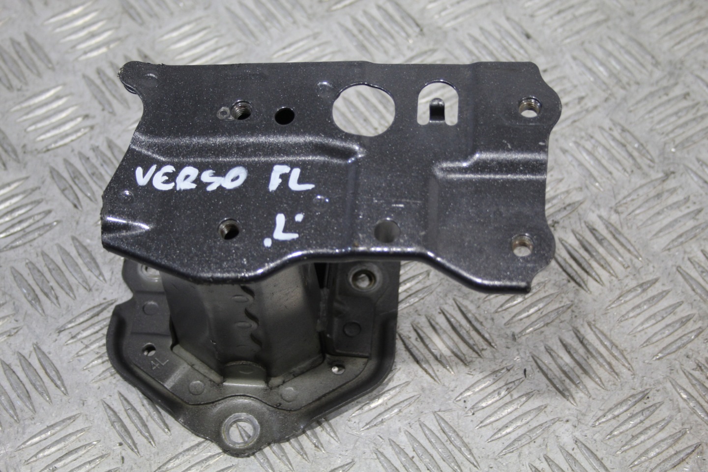 beam tip left TOYOTA VERSO LIFT
