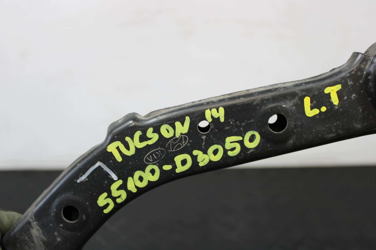 Querlenker links heck 55100-D3050 HYUNDAI TUCSON III 3 1.7 CRDI