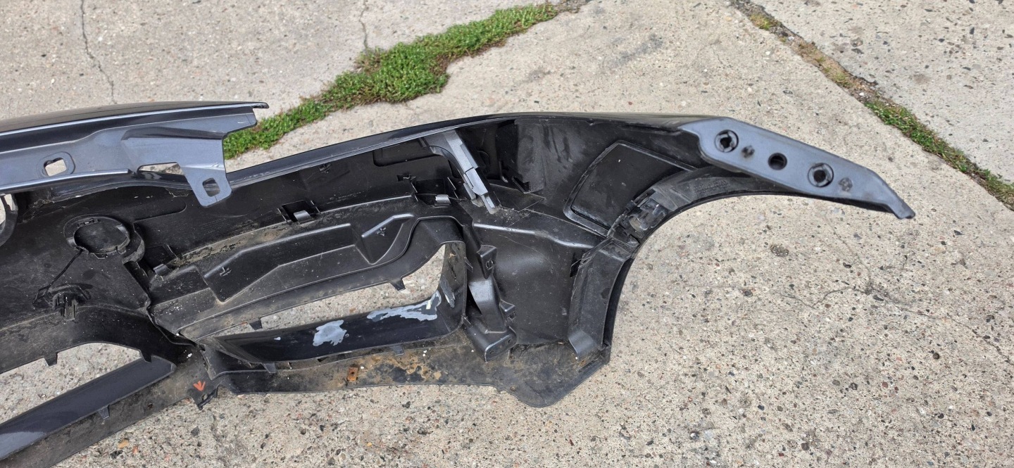 BMW M4 F82 F83 8054290 frontstoßstange