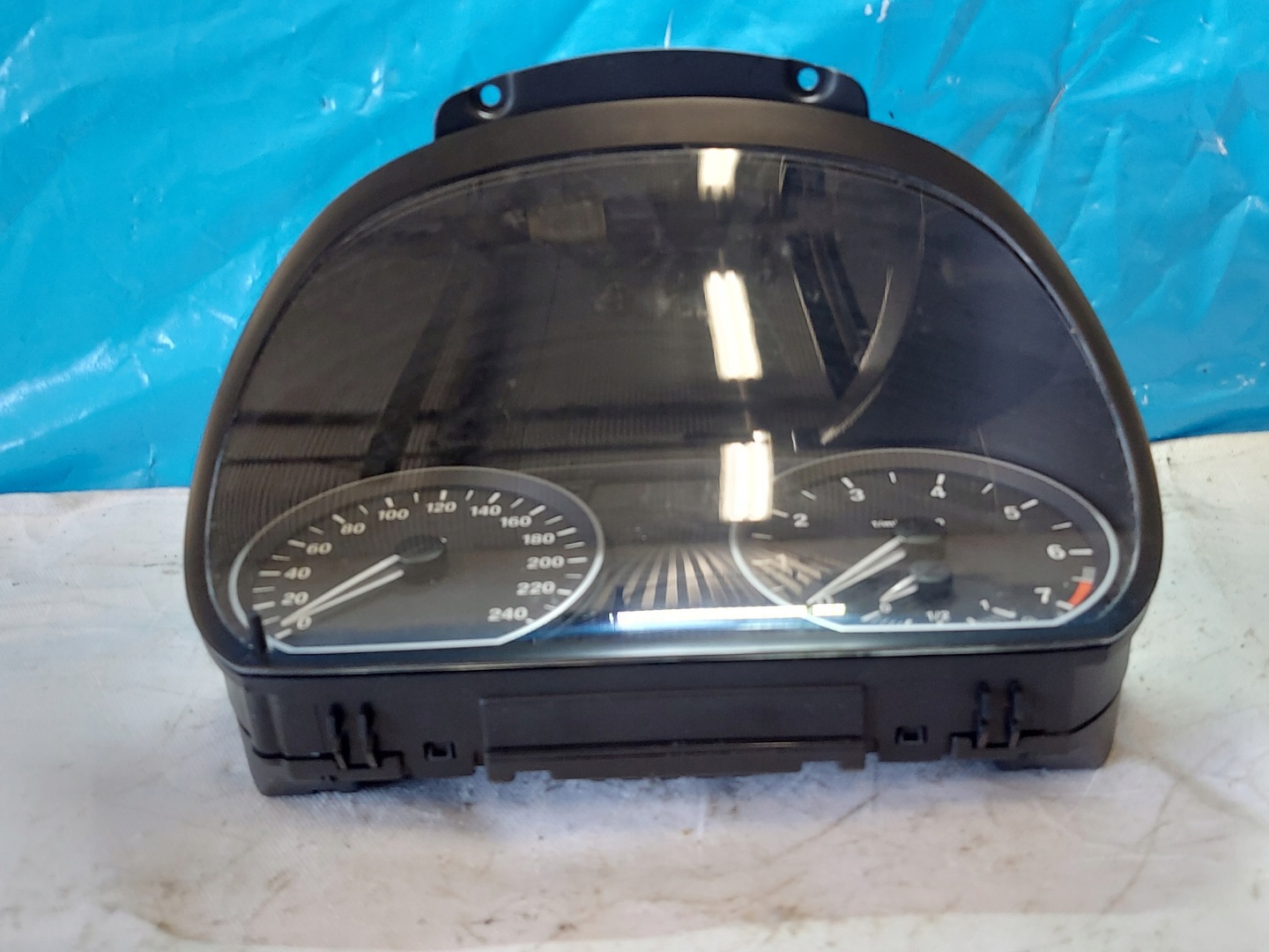 dials clock BMW 1 118i E87 102493284