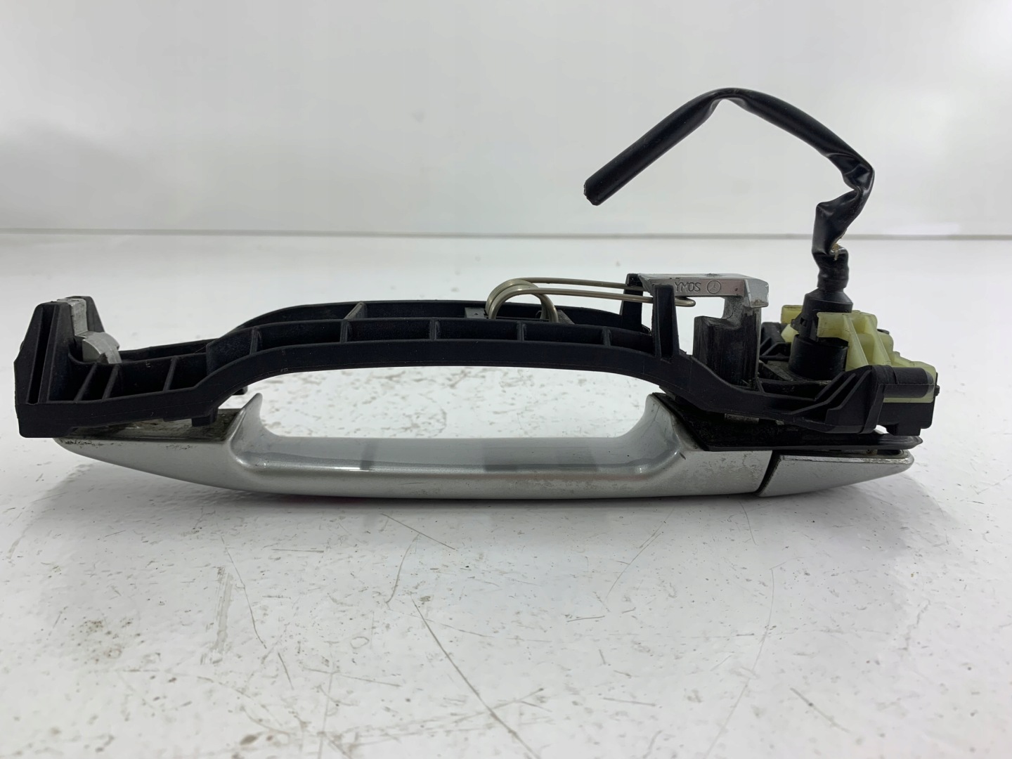 MERCEDES CLK C208 W208 handle exterior right front 744