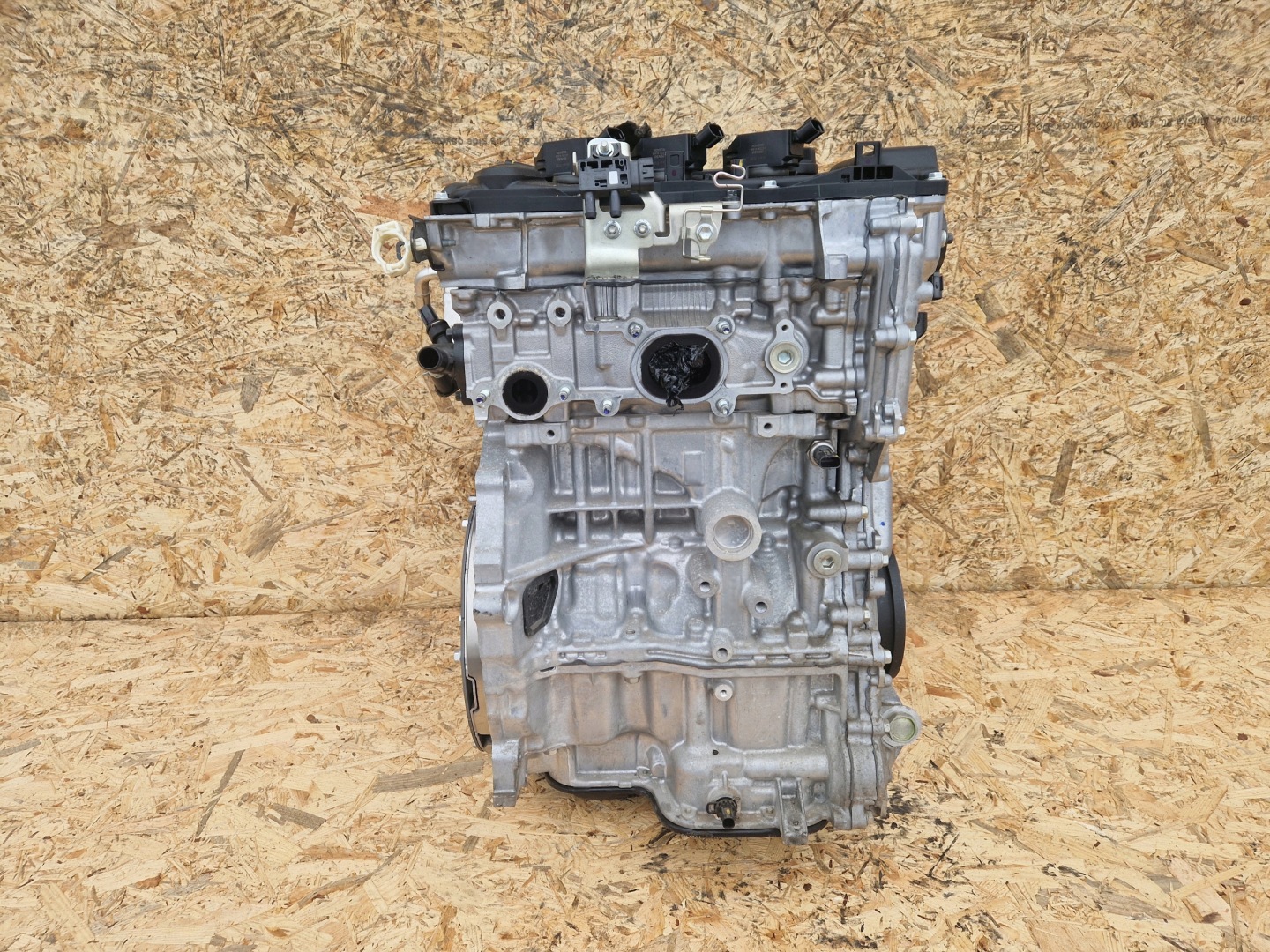 engine unprotected pillar TOYOTA YARIS IV HYBRYDA XM15A-P92G M15A