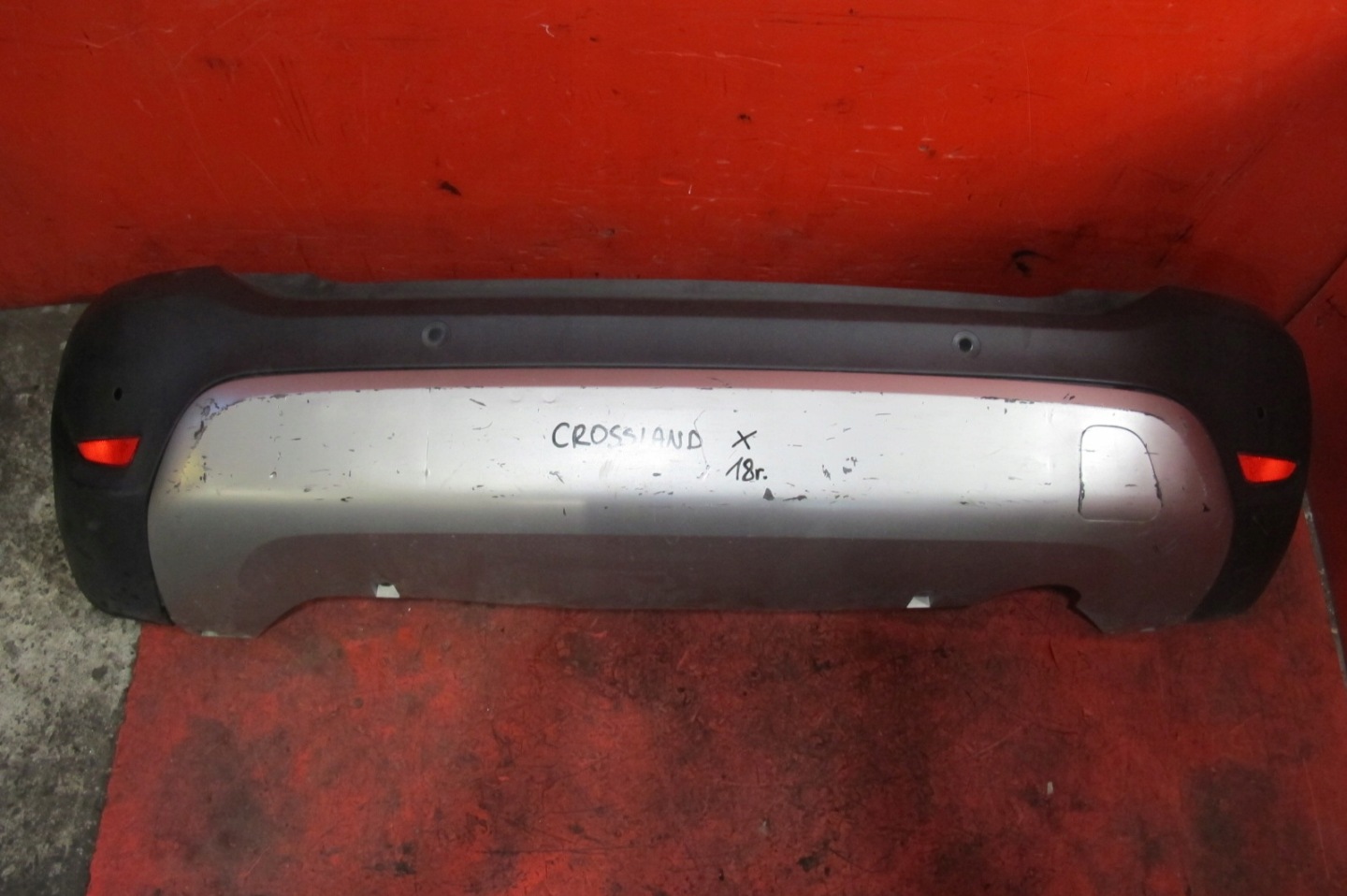 Opel Crossland X P17 H75 bumper rear part rear accessories diffuser sensors PDC