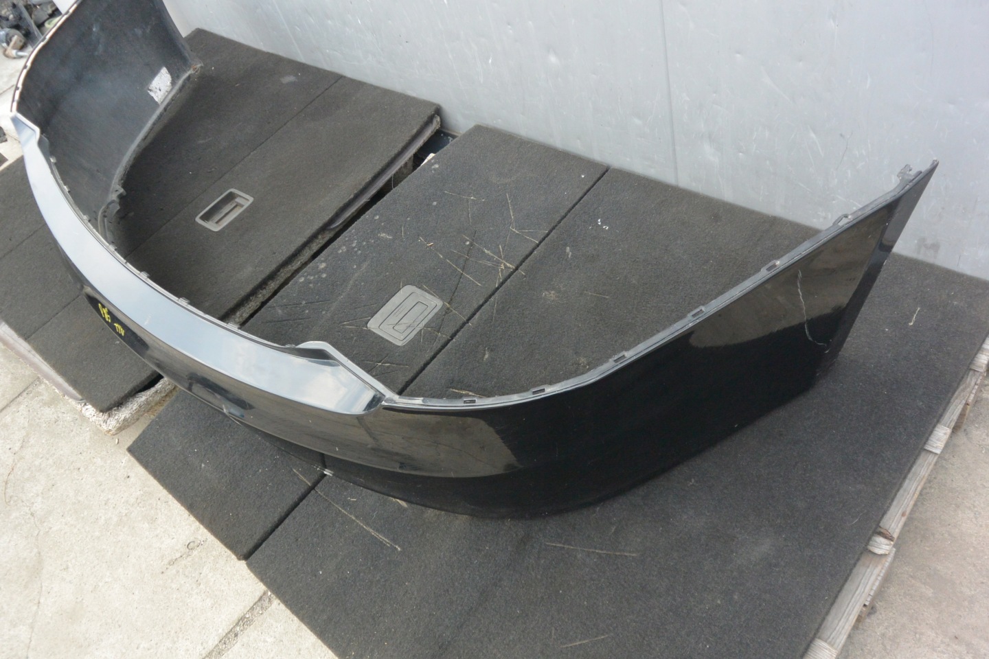 TESLA MODEL S bumper rear part without PDC before lift