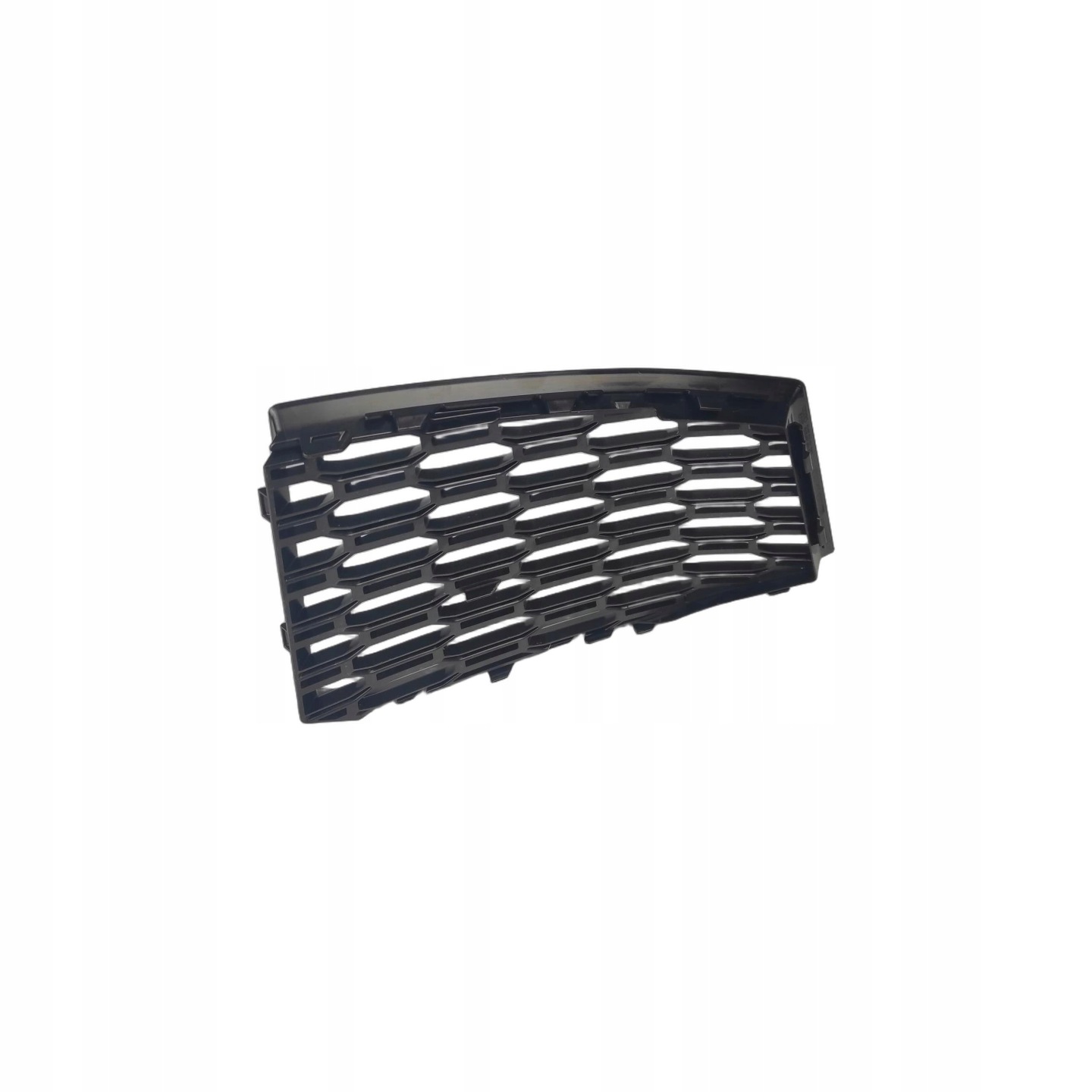 grid of a bumper left AUDI RS4 RS5 8W6807681P