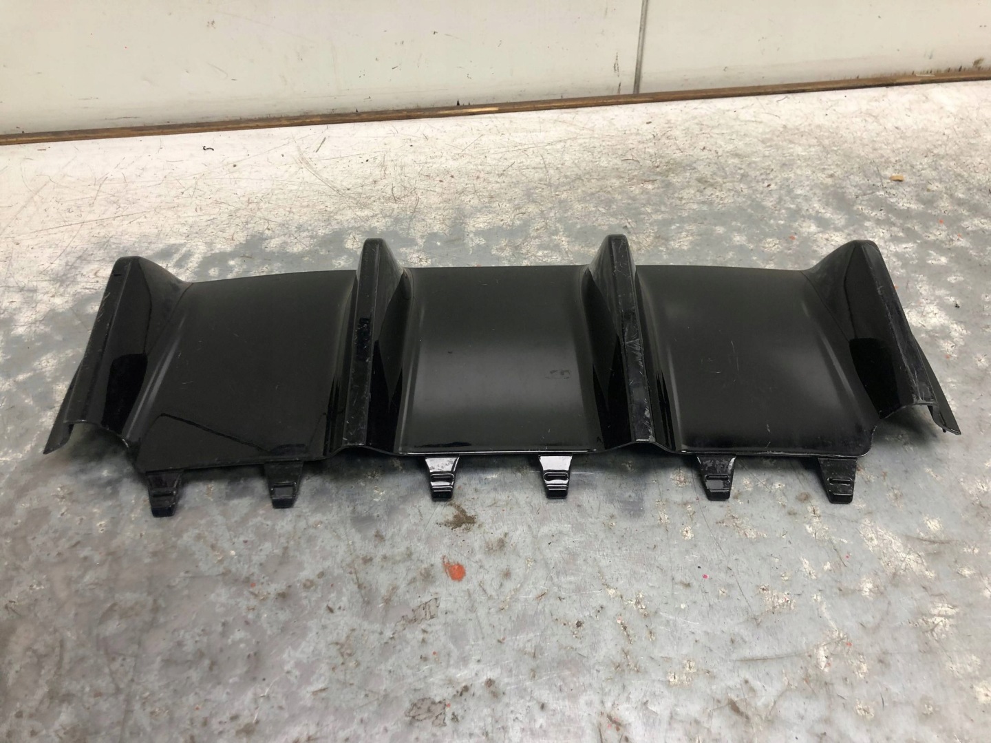 diffusore accessori Paraurti posteriore MERCEDES W206 AMG A2068854803