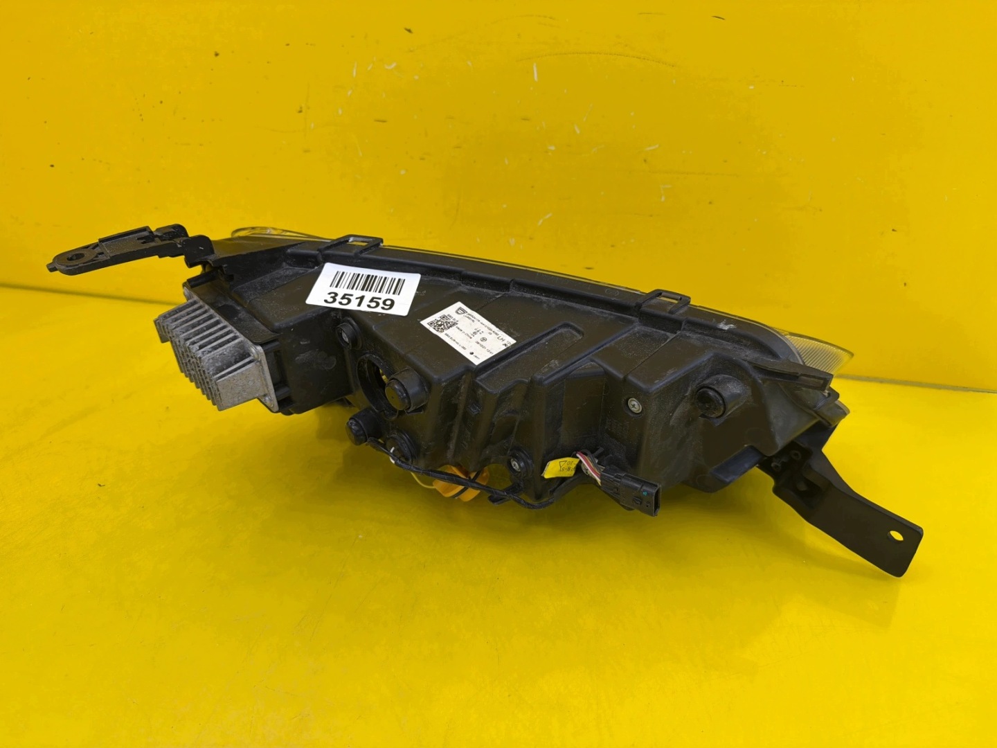 Feux phare Gauche Dacia Spring 2021- Indicateur de direction 266052417R