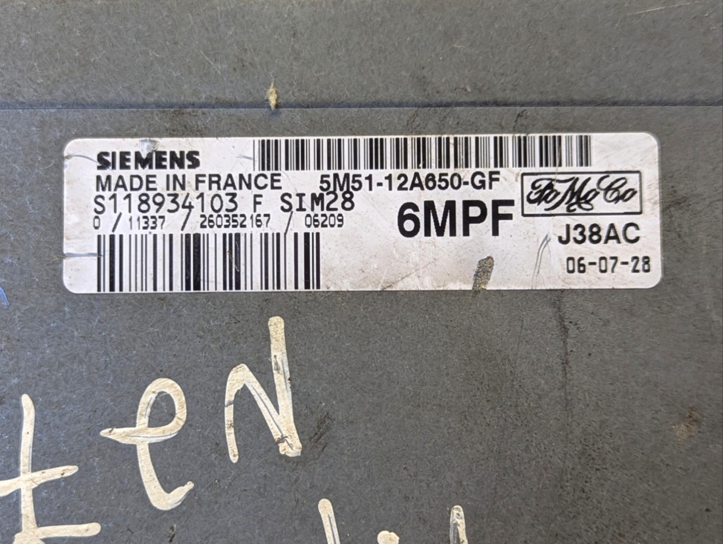 centralina motore Ford Focus 2 2006 5M51-12A650-GF