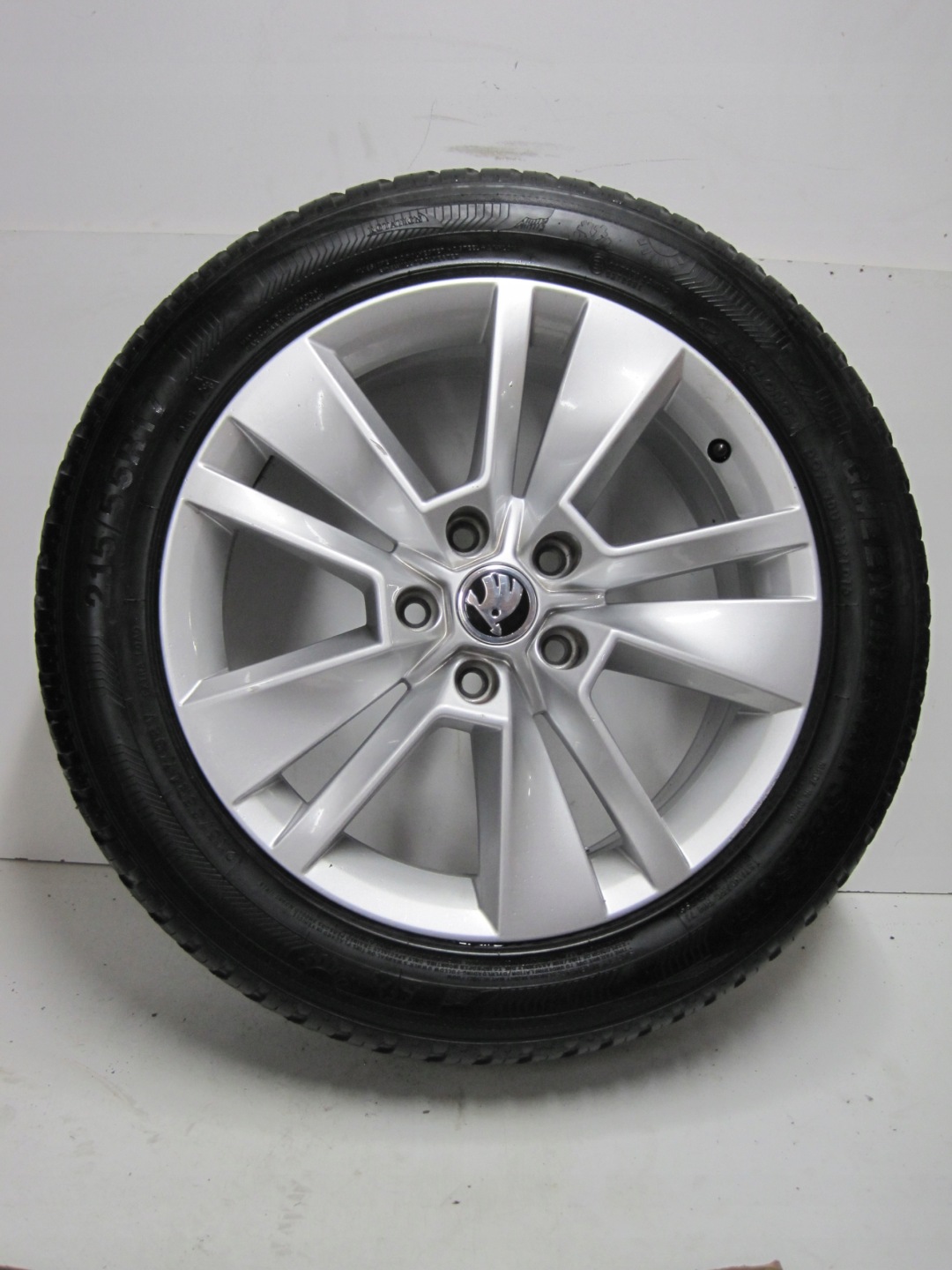 wheels discs tyres SKODA KAROQ R17 6 5 mm