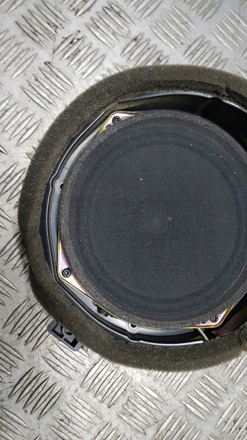 MERCEDES W163 ML speaker left front