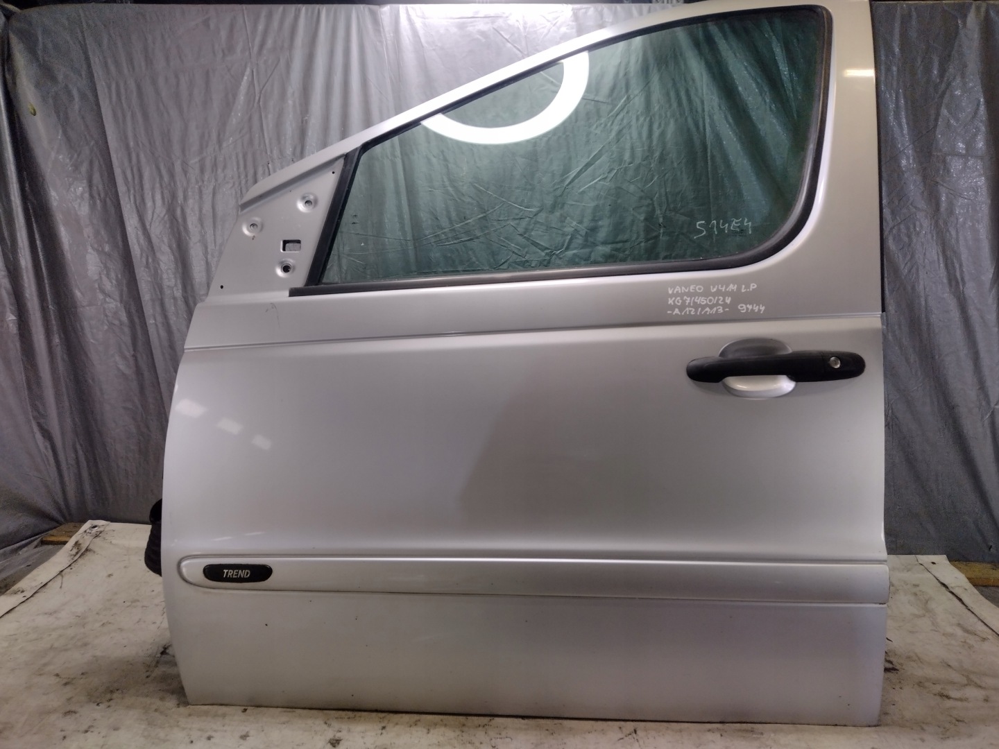door left front Mercedes Vaneo W414 k: 9744