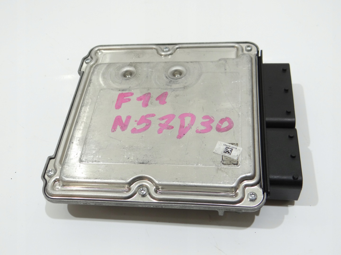 computer control unit of the engine BMW F10 3.0 D 8518126