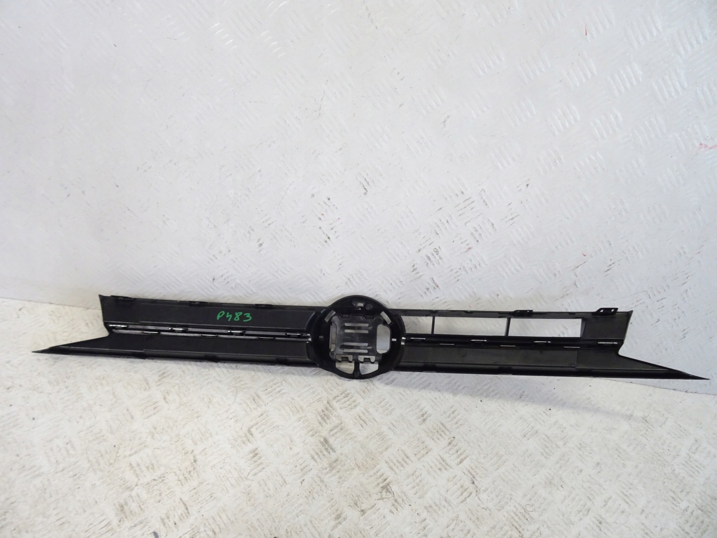 grill grille radiator VW POLO VI 2G 2GS853651A
