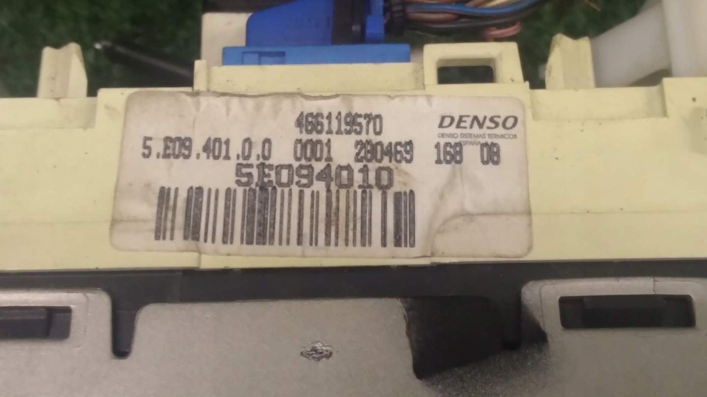 control panel air conditioning devices OPEL CORSA D 466119570