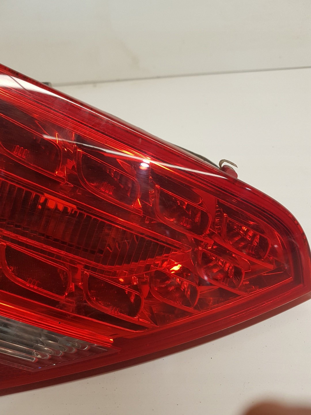 light left rear part Z bonnet AUDI A5 8T COUPE 8T0945093A