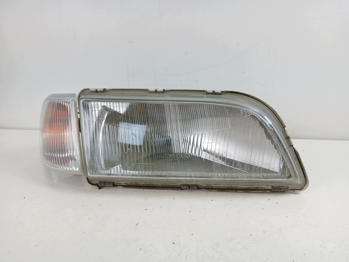 VOLVO S40 V40 and light right front indicator GRATIS
