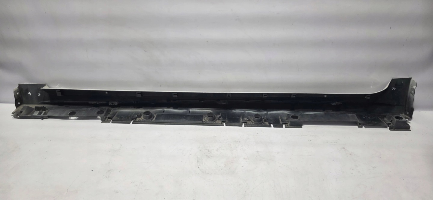 moulding threshold threshold right TOYOTA COROLLA E21 HB GR 19- 75851-YY020