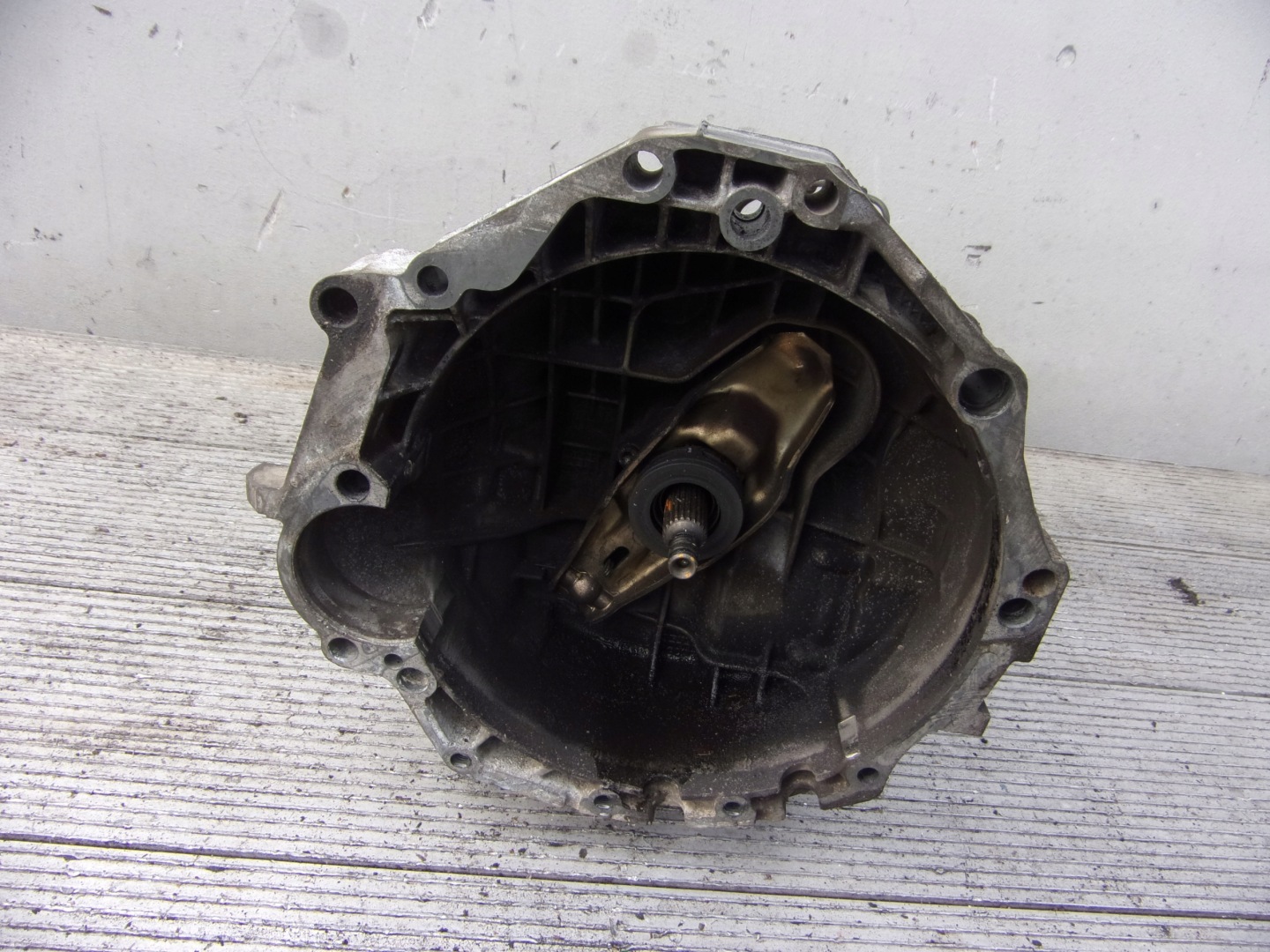 Getriebe MANUALNA AUDI A4 B6 GBM