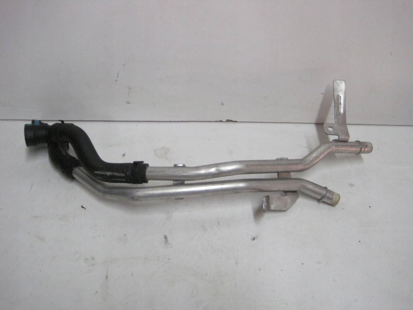 ROHR INTERCOOLER SCHLAUCH JAGUAR F PACE GX63-18C553-BB