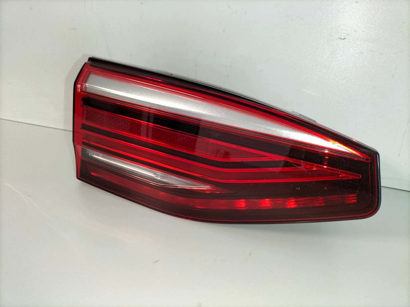 light rear rear part left VW TRANSPORTER T7 MULTIVAN 24