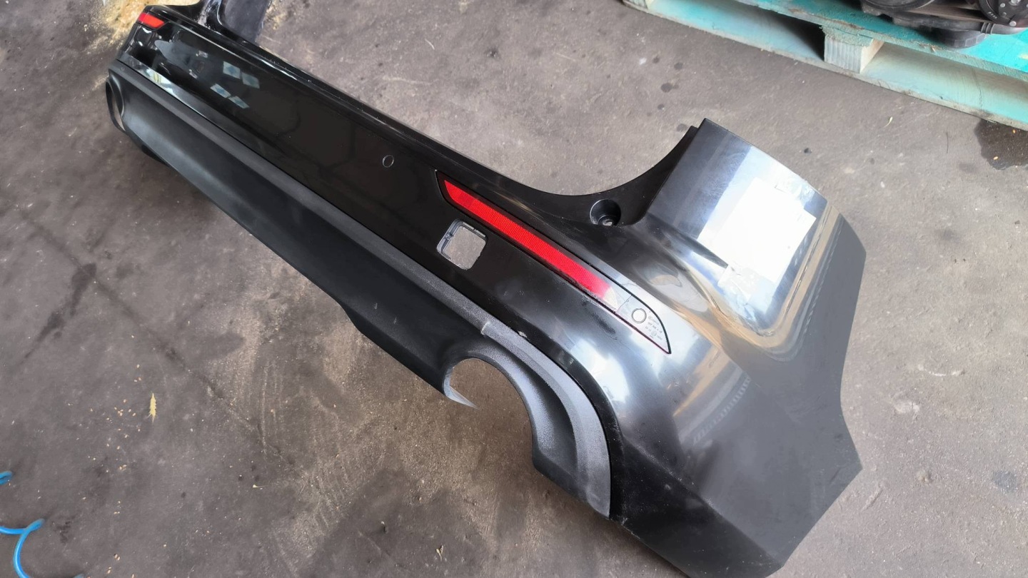 stoßstange heck PDC 717 VOLVO V60 II