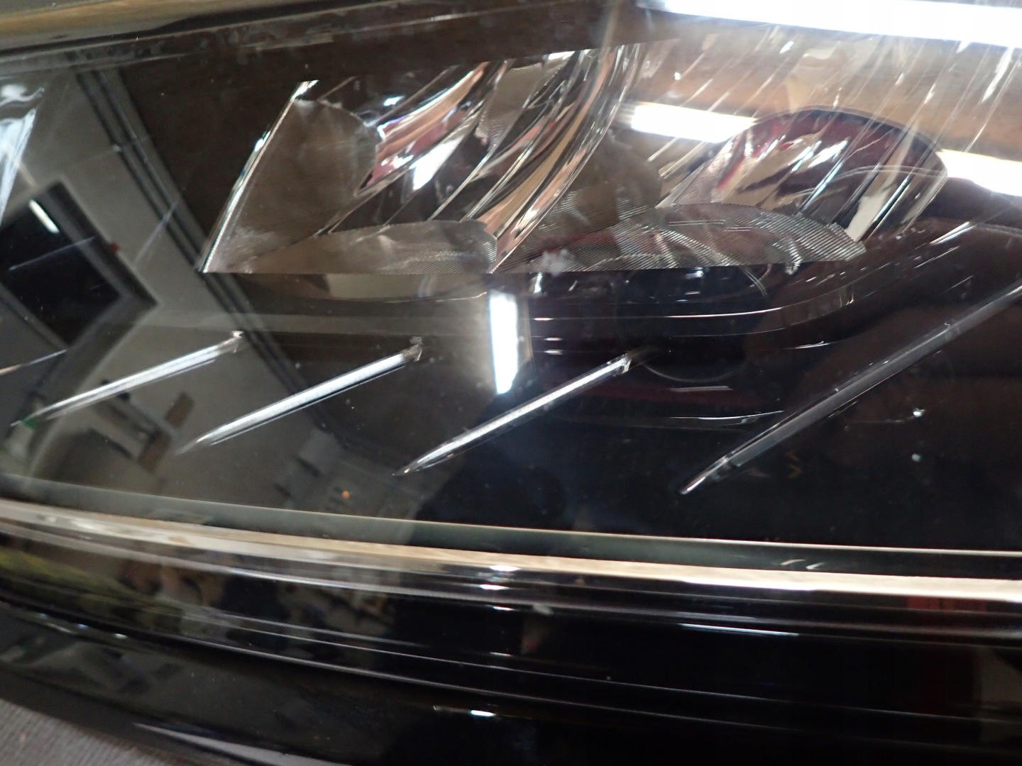 LIGHT FRONT LEFT SKODA KAROQ FULL LED 57B941015D