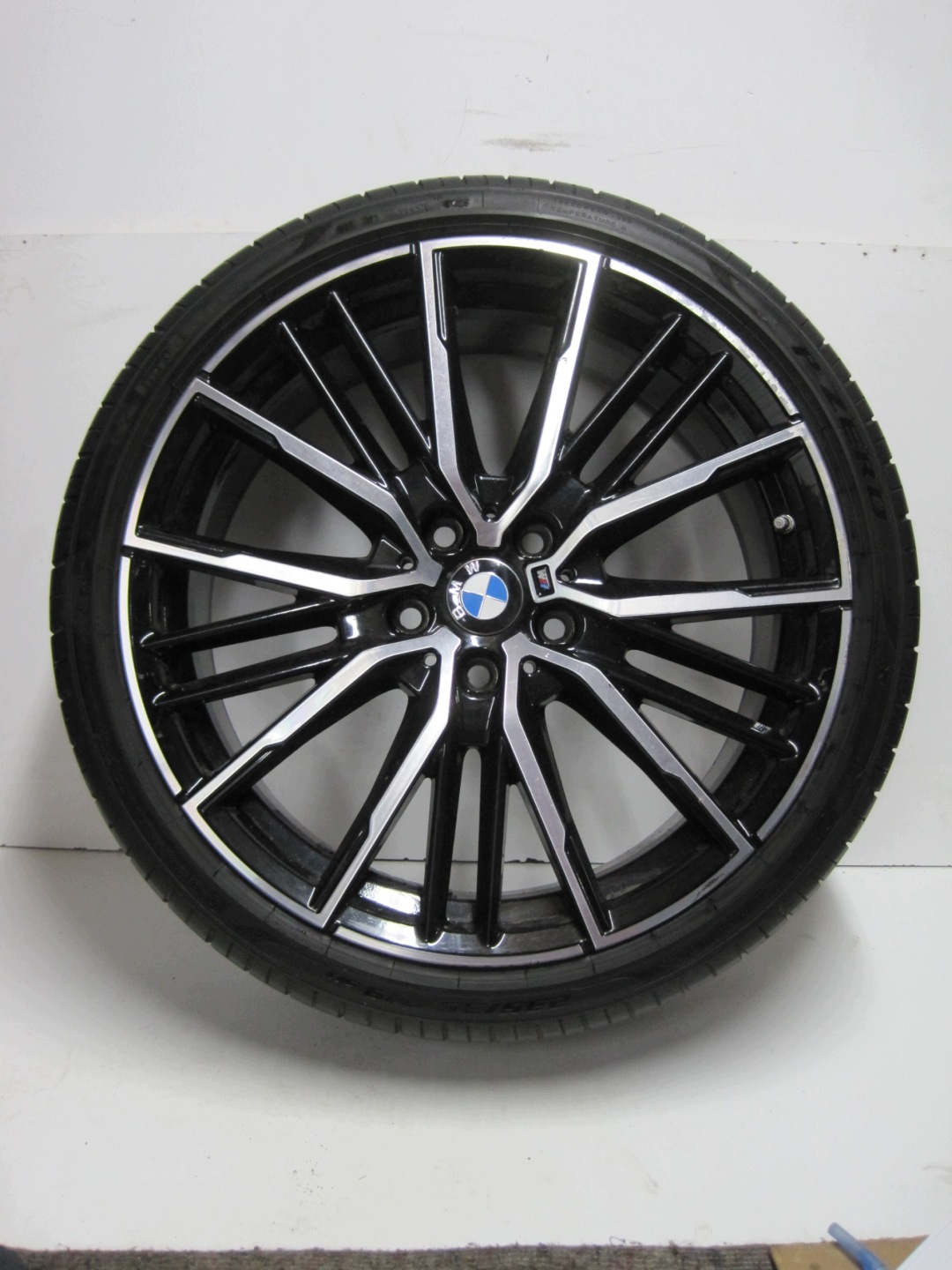 wheels discs tyres BMW 1 F40 R19