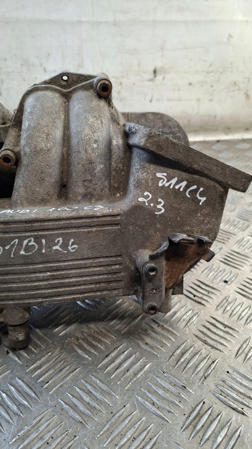 intake manifold AUDI 100 C3 2.3