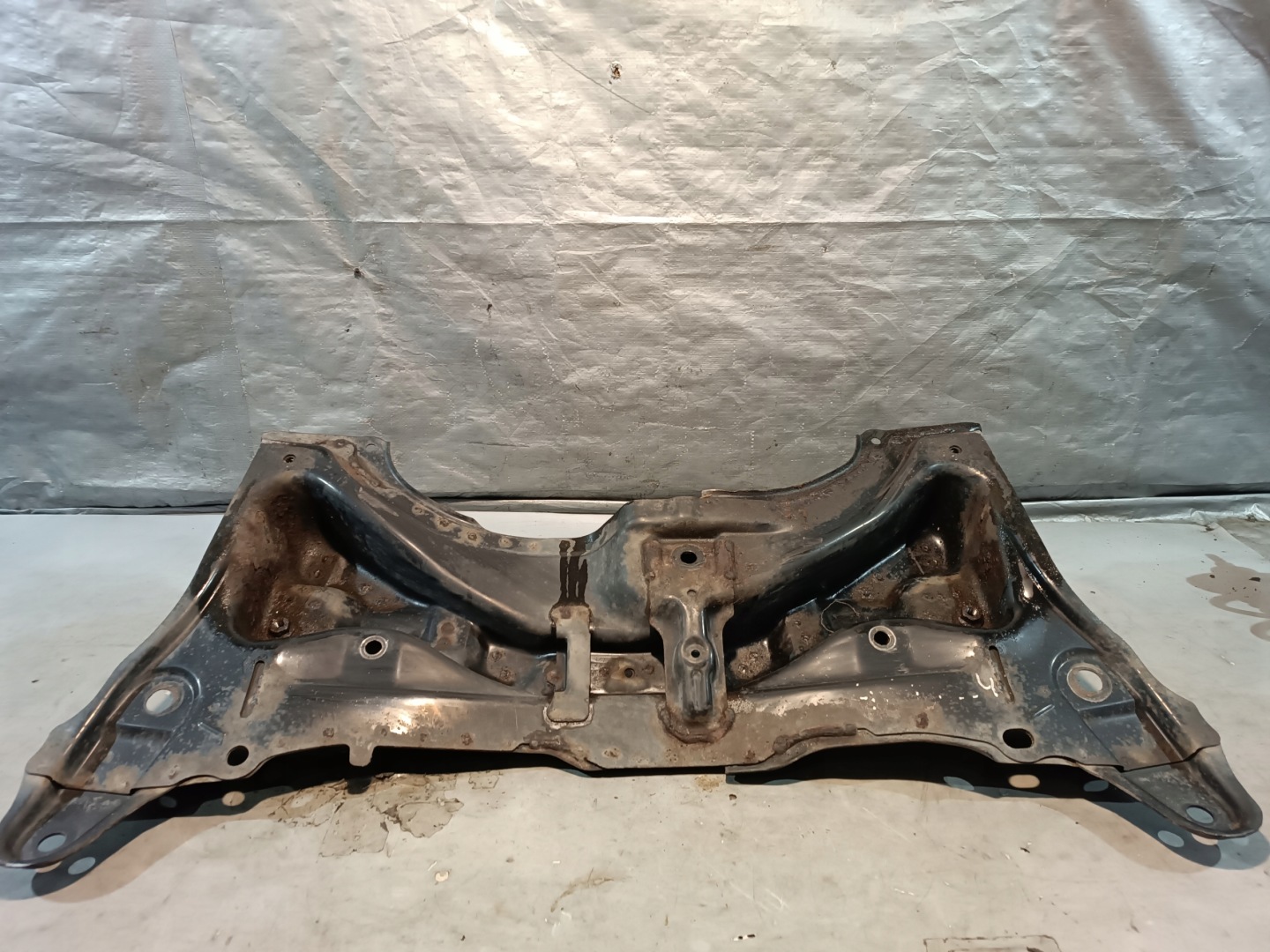 sider axle beam front TOYOTA YARIS II 1.3VVTI