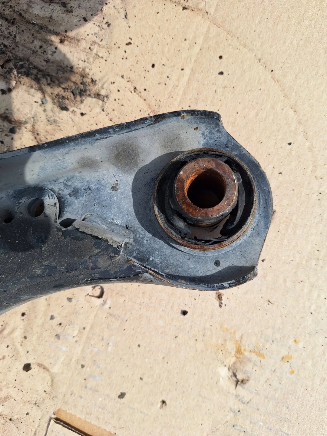 arm front right Nissan Micra K14 16
