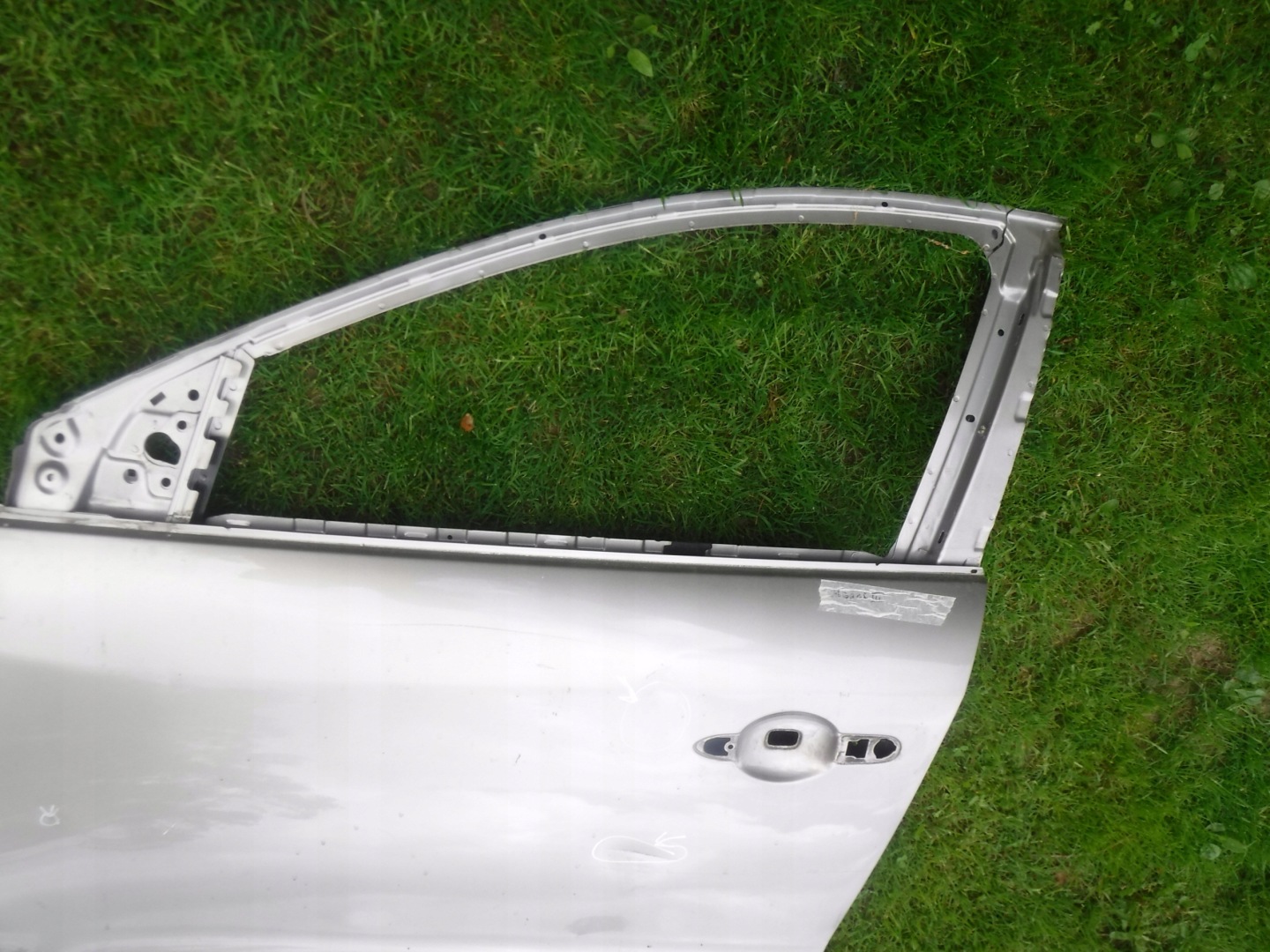 RENAULT MEGANE III - door front left front