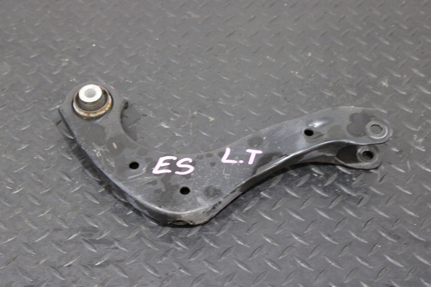 Querlenker links heck LEXUS ES 300H ES300H VII 7