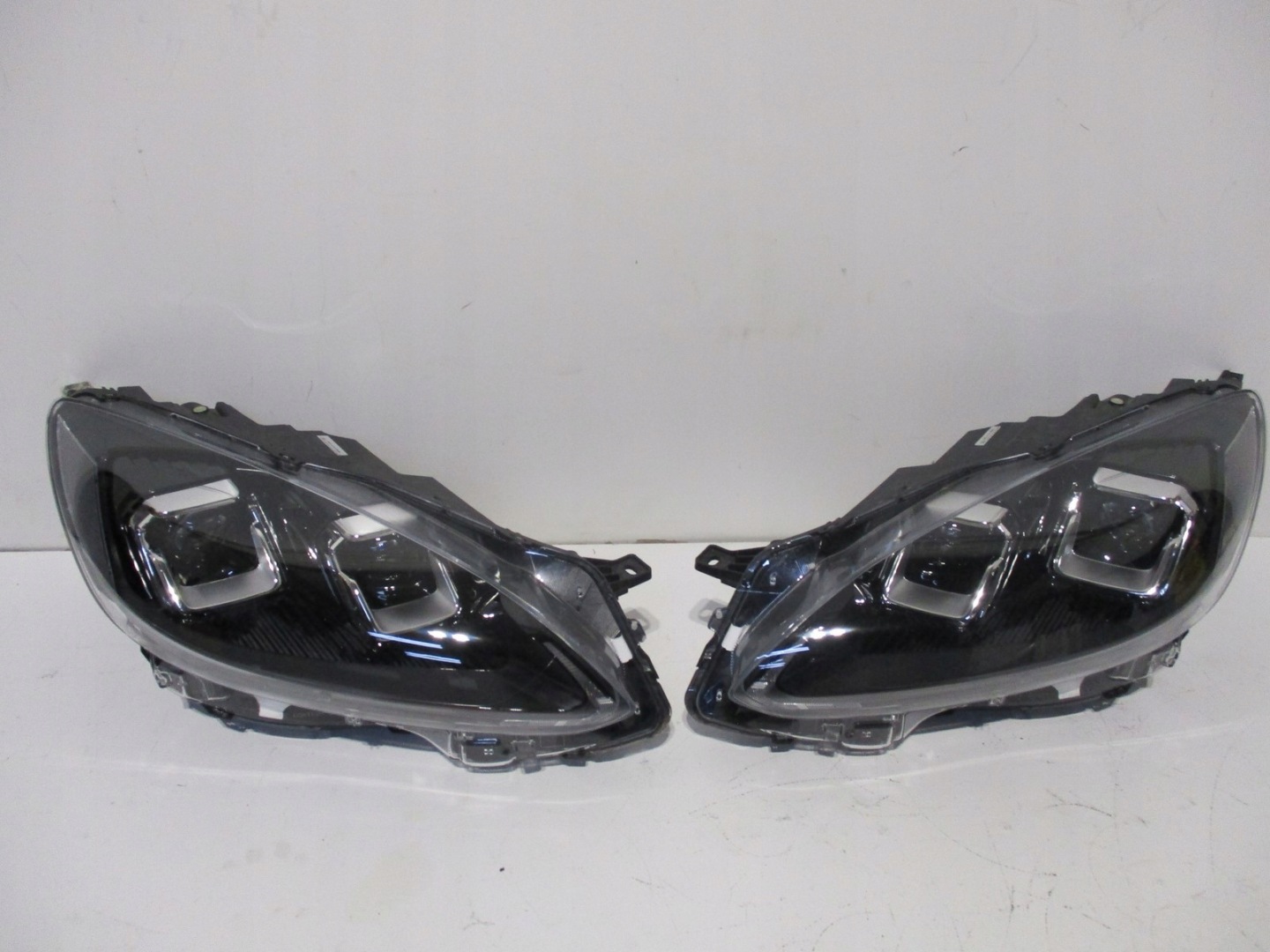 light lights LED FORD KUGA MK3