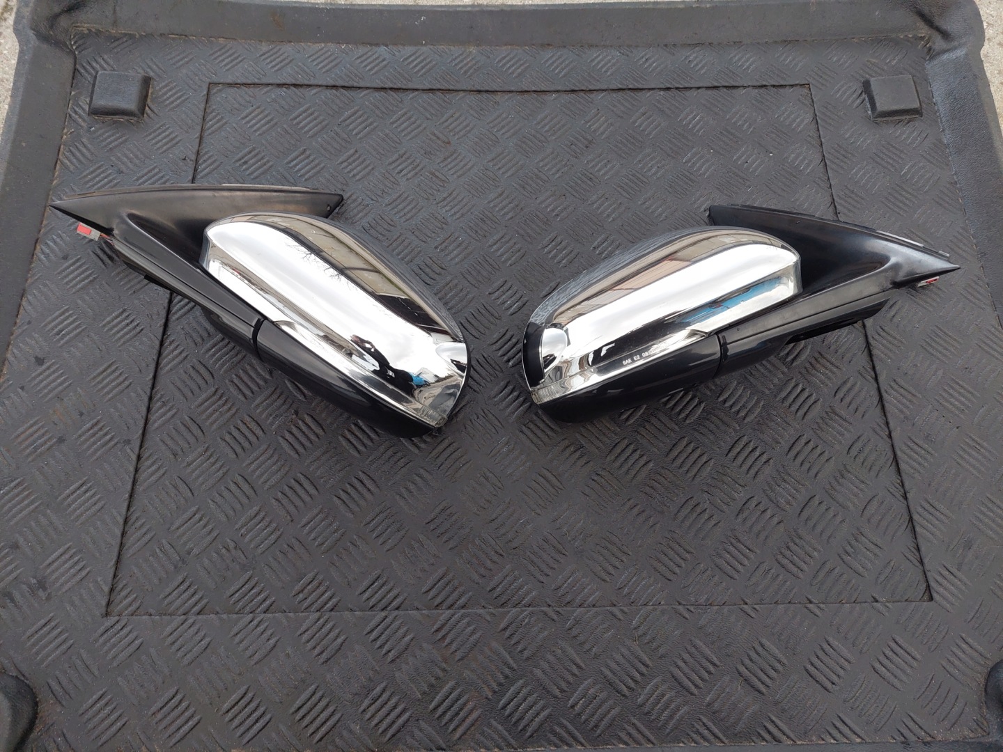 mirror right 14 PIN CHROM JAGUAR XJ IV X351