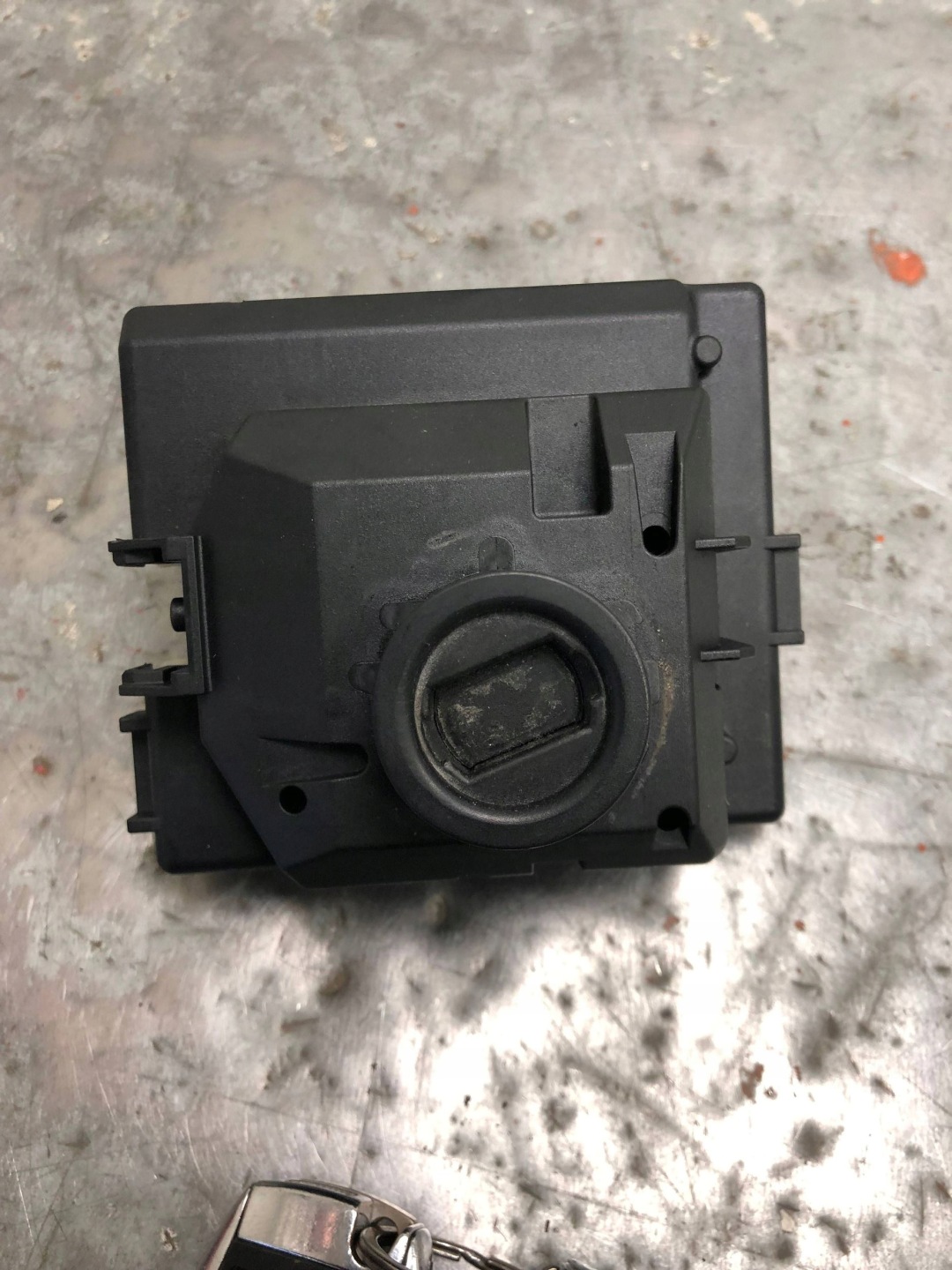 ignition + key MERCEDES W205 A2059007121