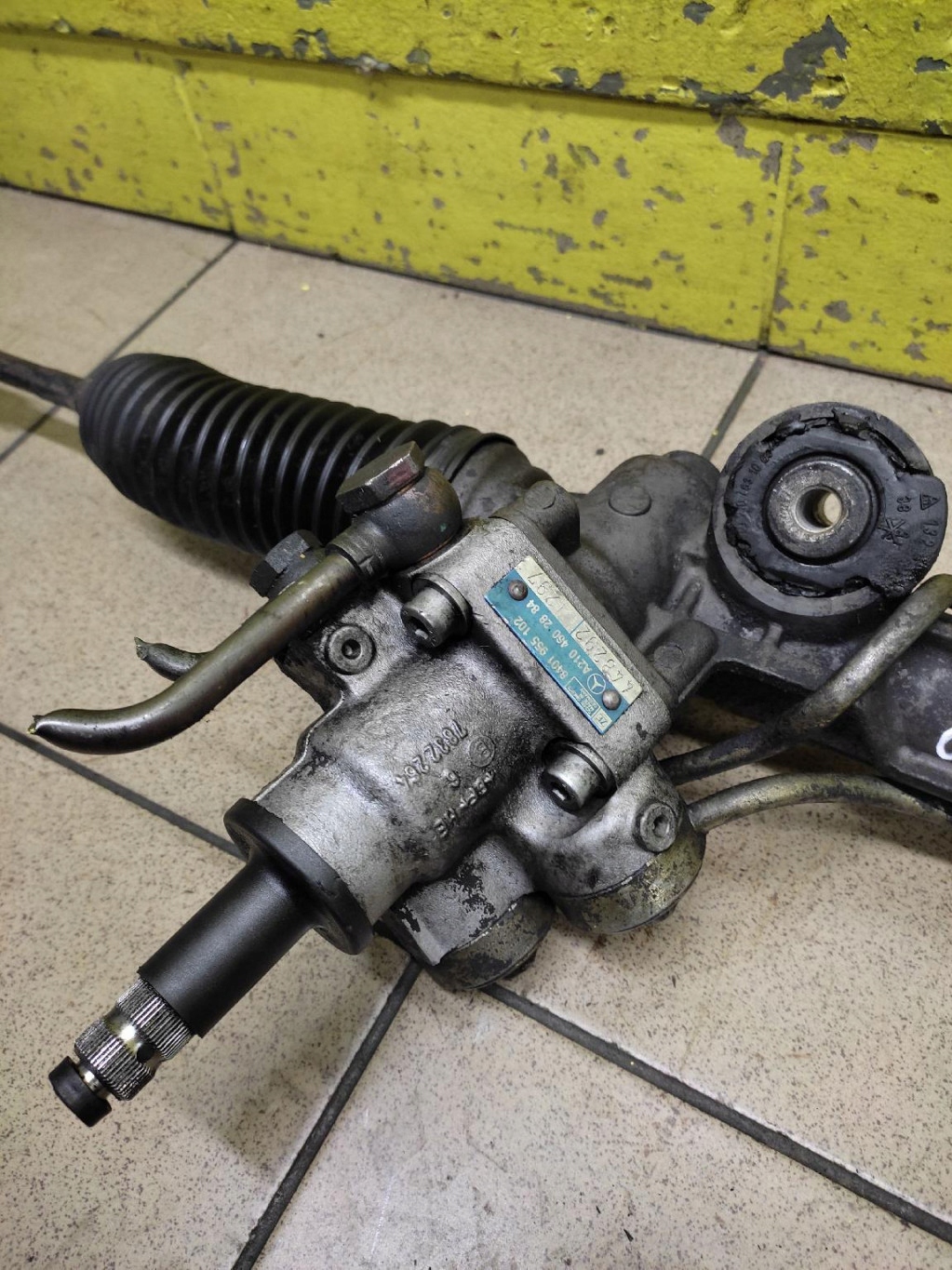 MERCEDES W210 2.9 D servo control A2104611101