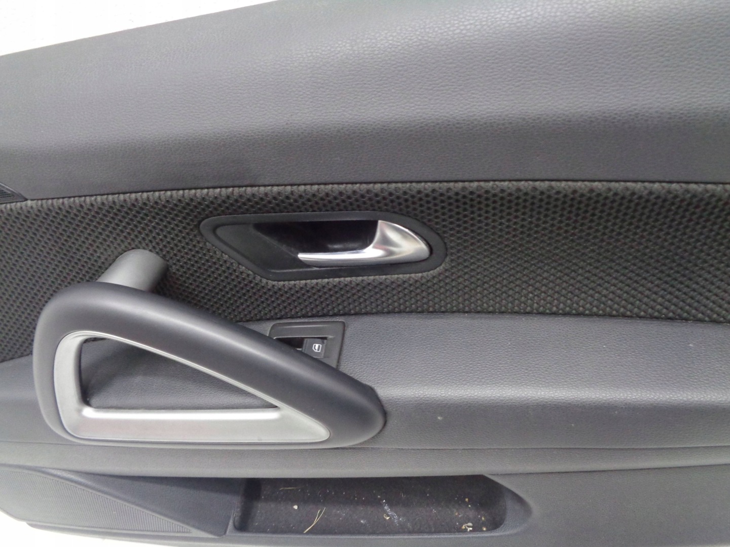 VW SCIROCCO 1K8 upholstery door right 08-16R